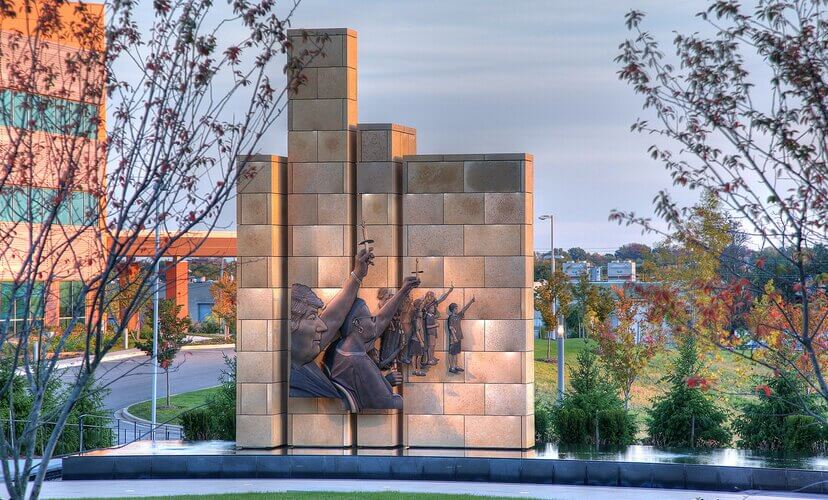 Mid-America Transplant Donor Memorial Monument