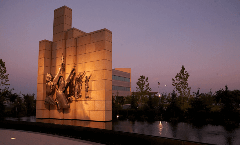 The Donor Memorial outside the Mid-America Transplant offices