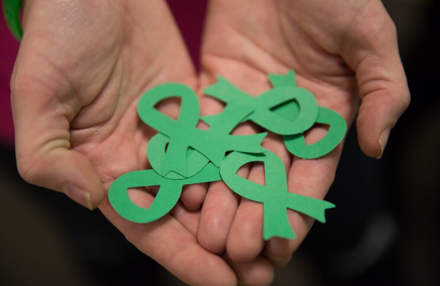 green donate life ribbons