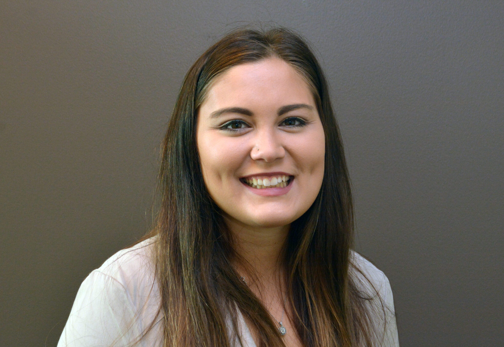 Kali, an Organ Communication Coordinator at Mid-America Transplant